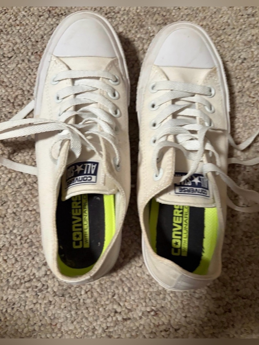 Converse women’s shoes size 7 
new & never worn